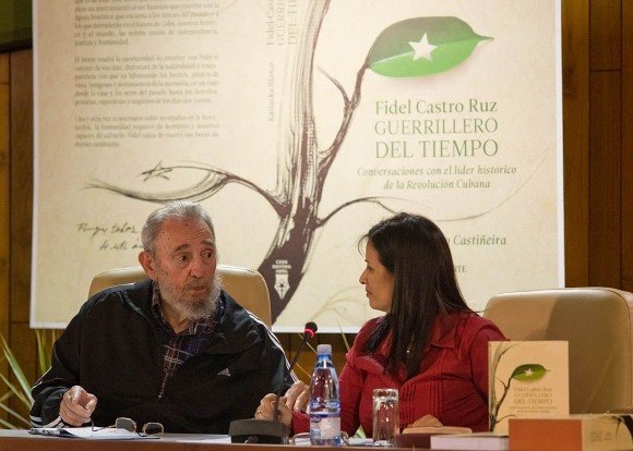 Fidel Castro im Gespräch mit Katiuska Blanco